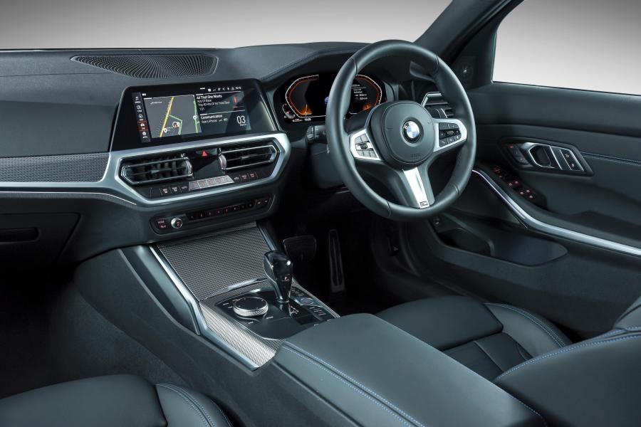 Торпедо BMW 330i M Sport (G20) 2019 года  (ZA) (фото 31 из 40)